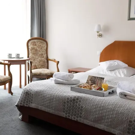 Przy Deptaku W Centrum Polanicy Zdroj Bed and Breakfast Polanica-Zdrój