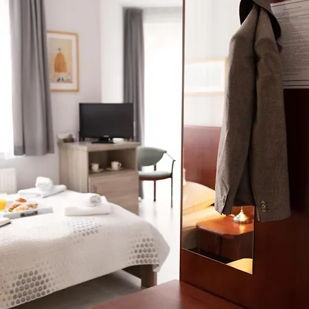 Przy Deptaku- Bon Turystyczny Nocleg ze śniadaniem Polanica-Zdrój