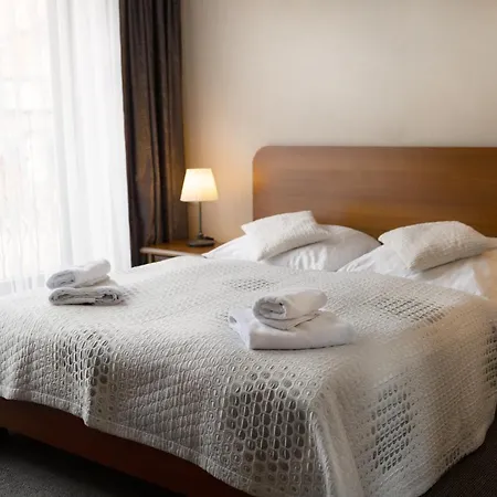 Bed and Breakfast Przy Deptaku W Centrum Polanicy Zdroj Polanica-Zdrój