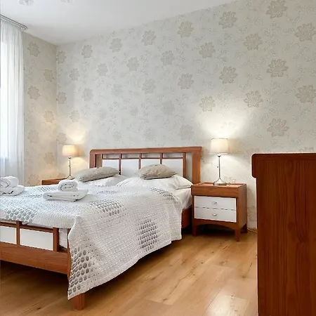 Nocleg ze śniadaniem Przy Deptaku- Bon Turystyczny 3*