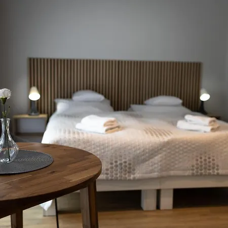 Przy Deptaku W Centrum Polanicy Zdroj Polanica-Zdrój