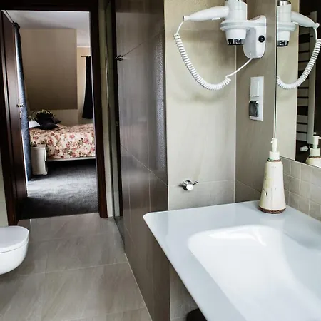 Przy Deptaku W Centrum Polanicy Zdroj Bed & Breakfast
