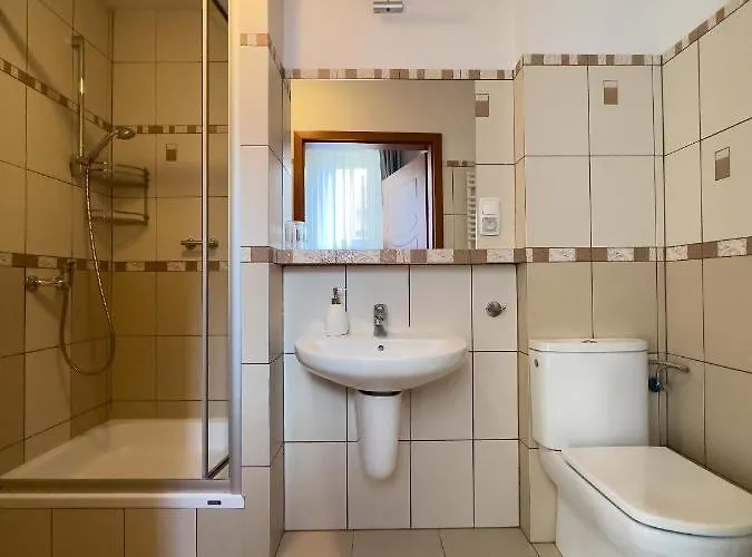 Przy Deptaku W Centrum Polanicy Zdroj