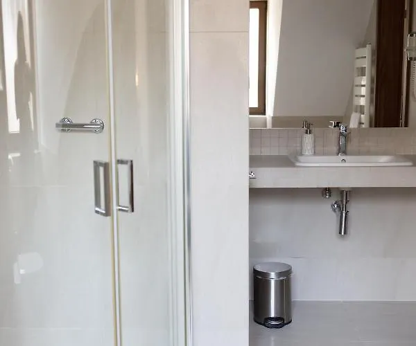 Bed & Breakfast Przy Deptaku W Centrum Polanicy Zdroj 3*