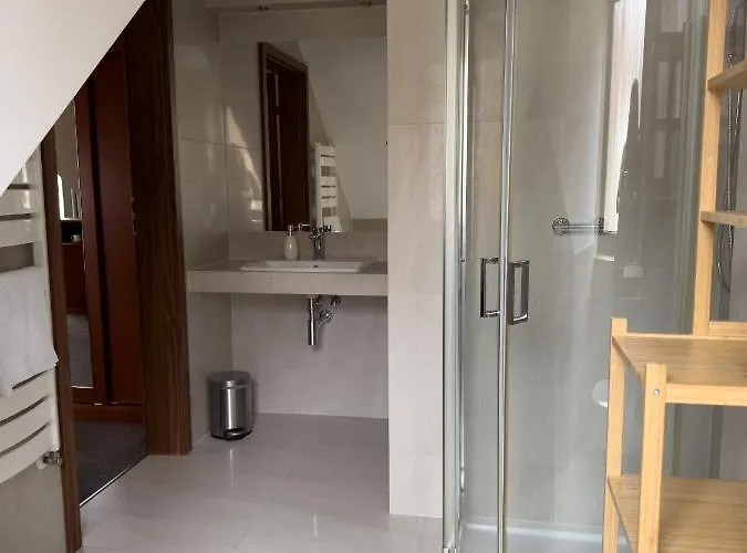 Bed & Breakfast Przy Deptaku W Centrum Polanicy Zdroj 3*